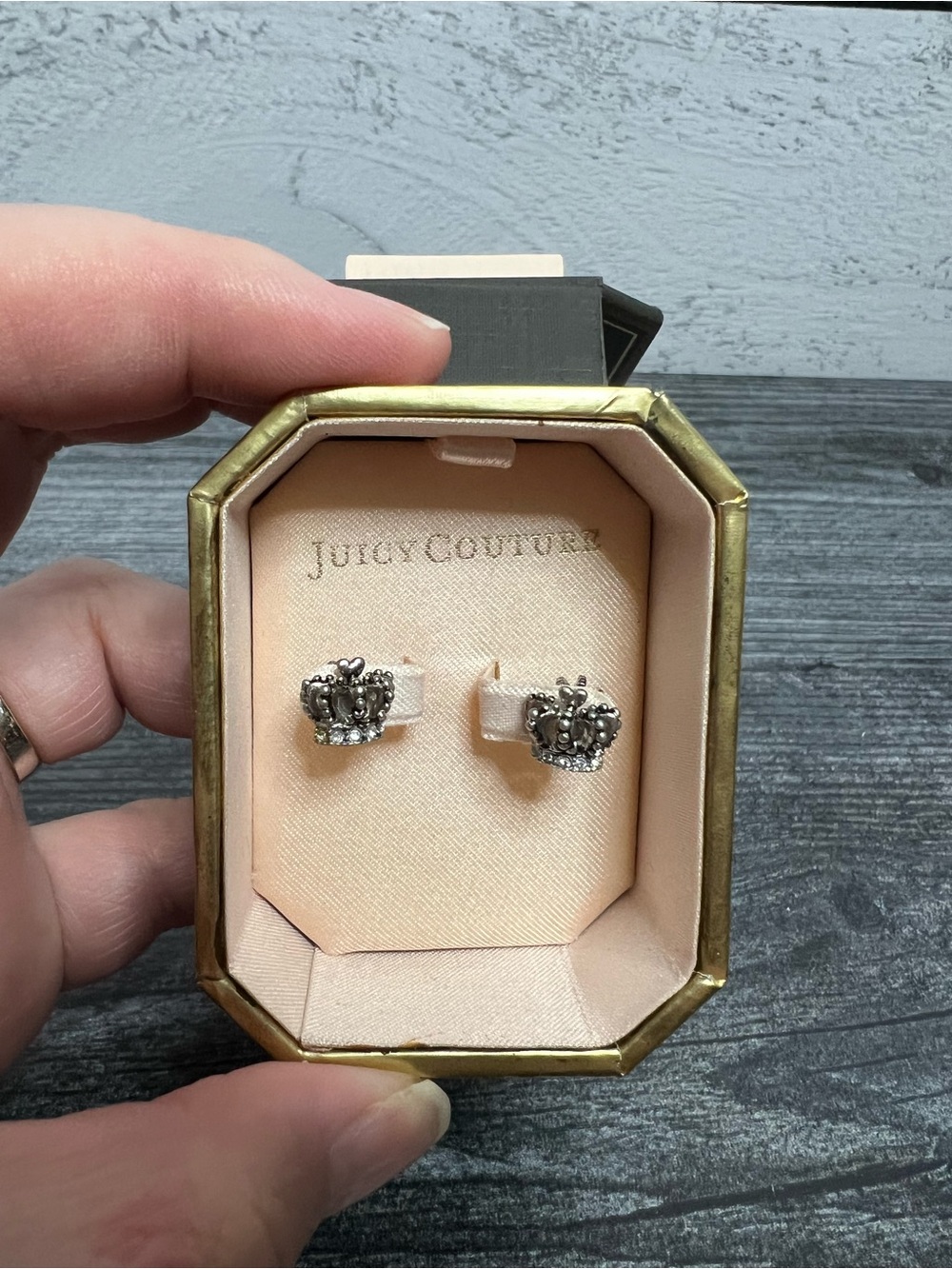 Vintage Juicy Couture Silver Crown Stud Earrings - Sparkling Silver Crown Design